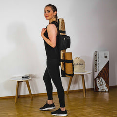 Sportboard Rucksack gepackt und aufgesetzt