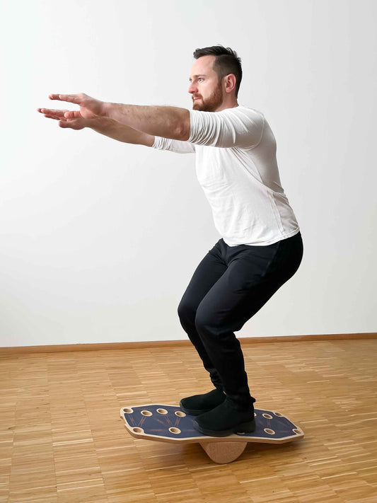 Balance_Board_Physiotherapie_Gleichgewicht_nach_vorne