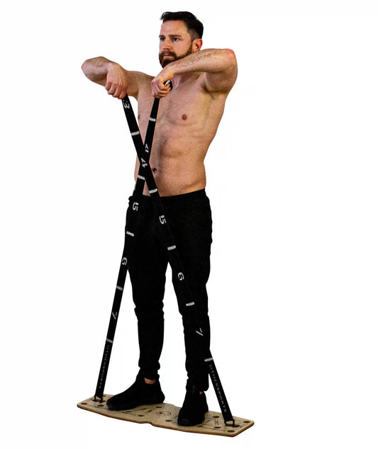 liegestutzbrett-Schulter-Frontheben-mit-Fitnessband